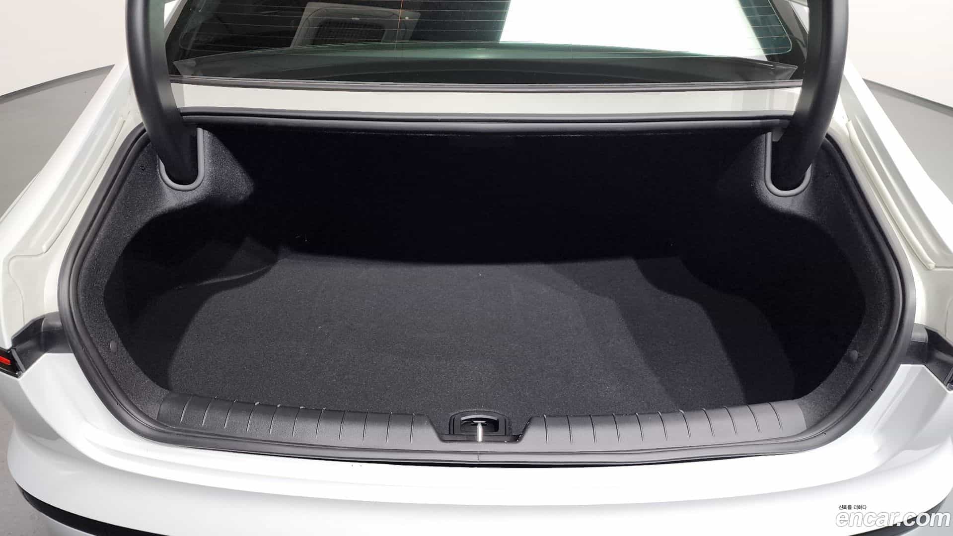 Grandeur Hyundai 2024.10-OPTION-024