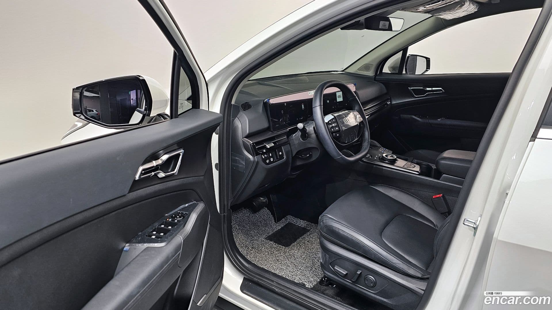 Main__Slider__Photo:Sportage Kia 2025.9-10