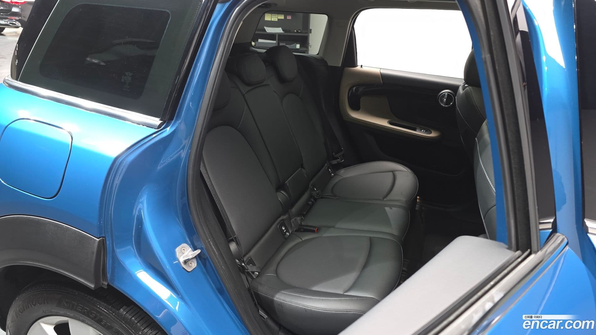 Main__Slider__Photo:Countryman Mini 2018.7-10