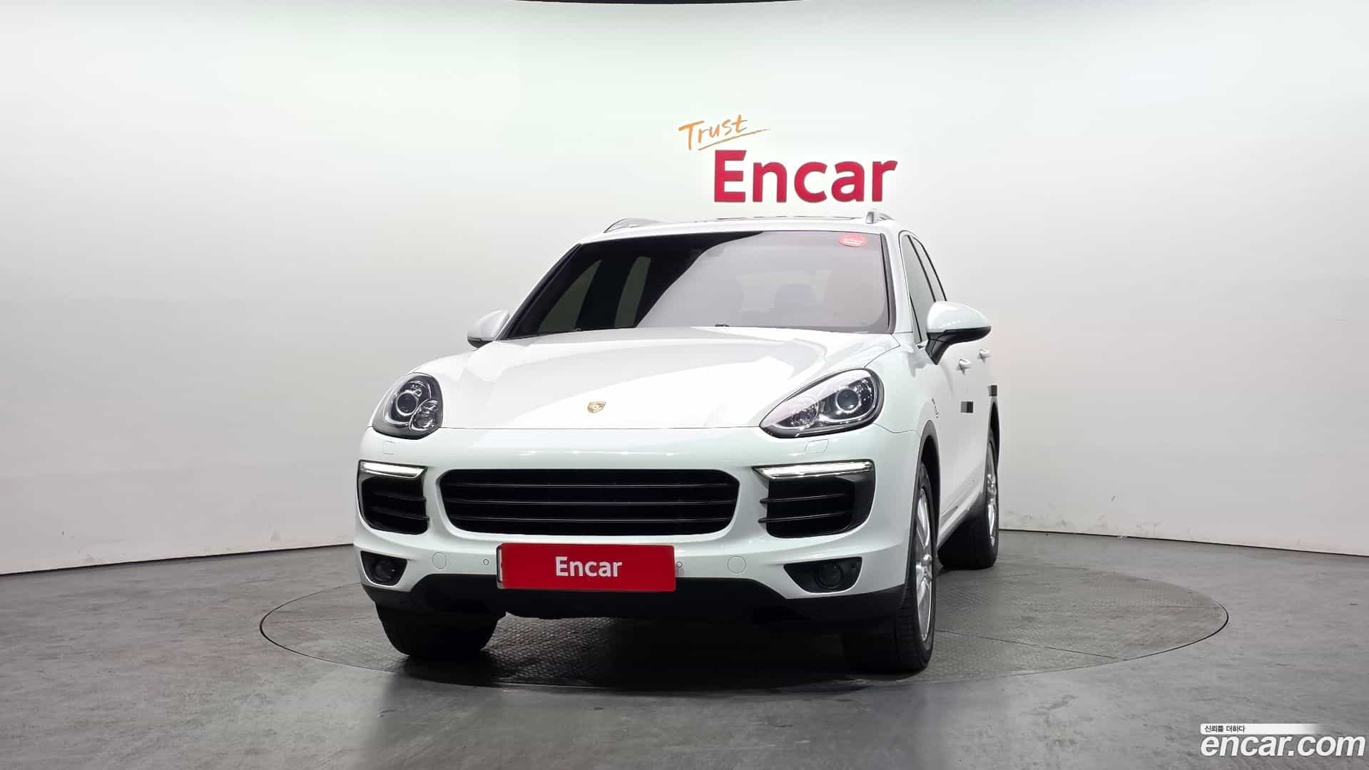 Cayenne Porsche 2015.11-OUTER-003