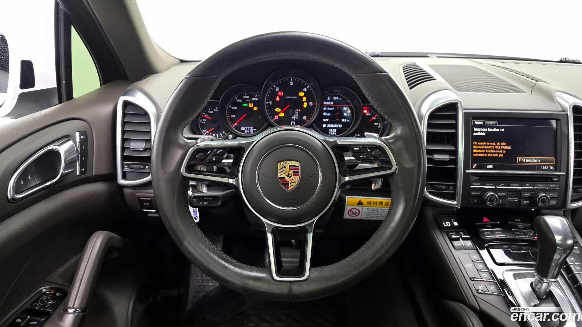 Cayenne Porsche 2015.11-OPTION-017