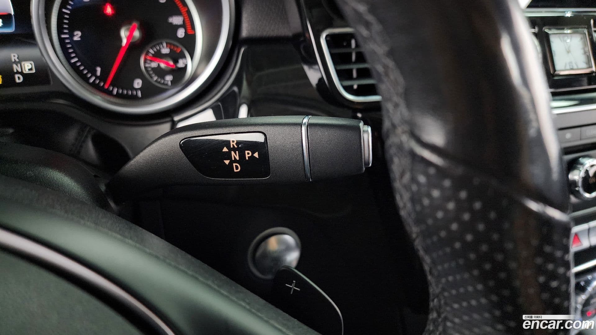 Main__Slider__Photo:GLE-Class Mercedes-Benz 2016.9-8