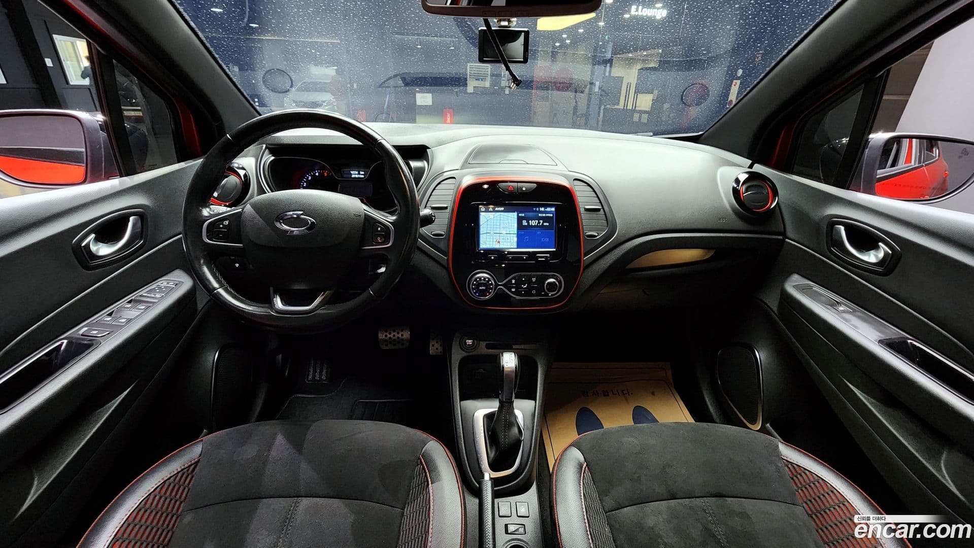 Main__Slider__Photo:QM3 Renault-KoreaSamsung 2019.6-6