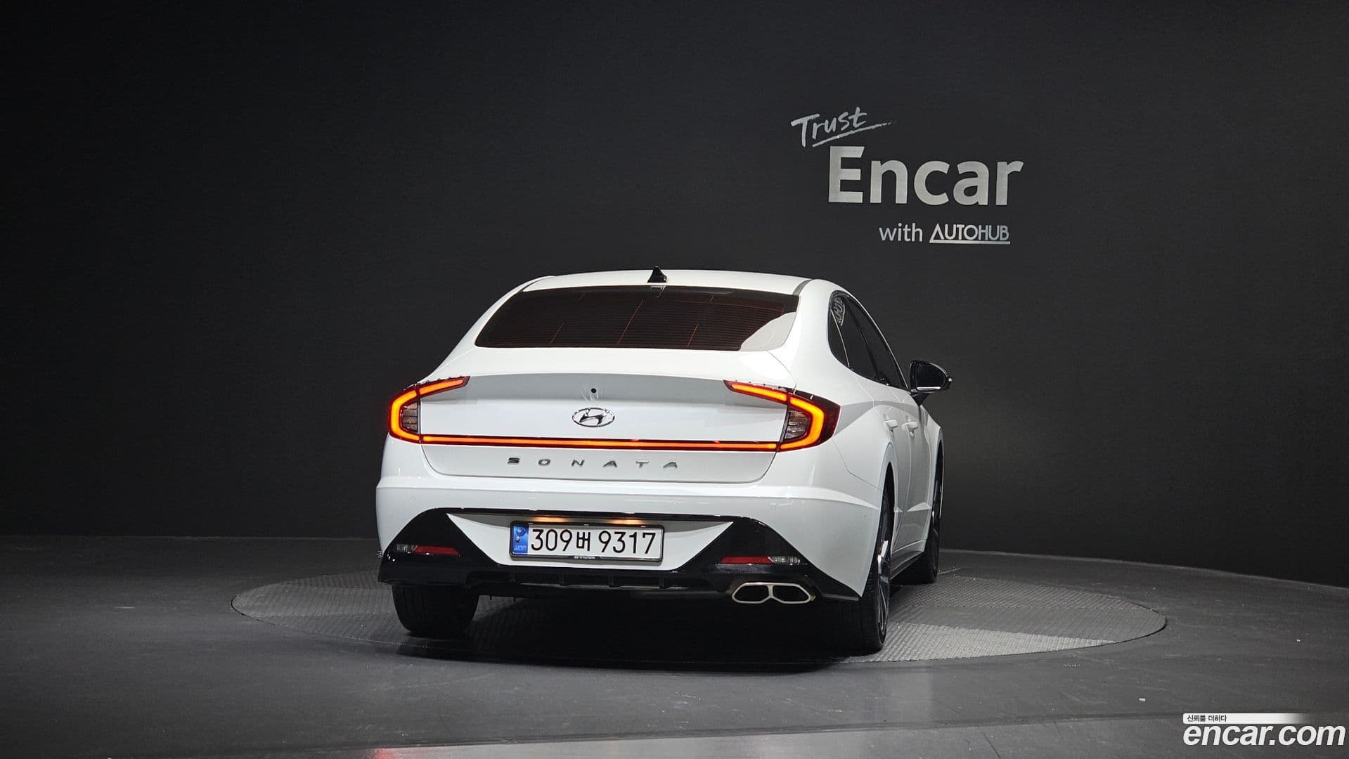 Main__Slider__Photo:Sonata Hyundai 2021.1-3