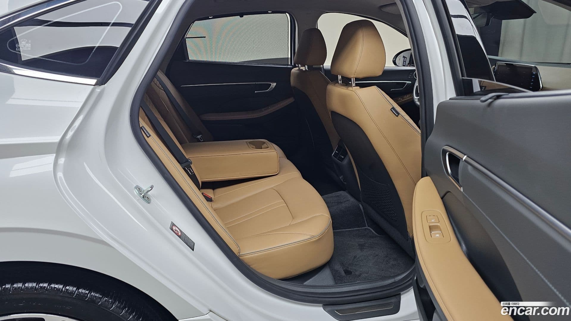 Main__Slider__Photo:Sonata Hyundai 2021.1-11