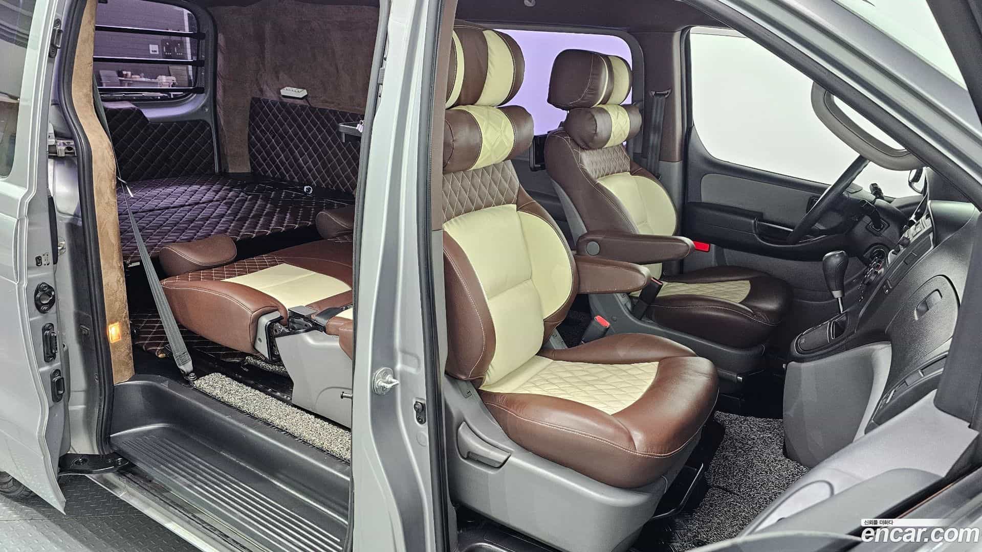 Starex Hyundai 2014.2-INNER-010