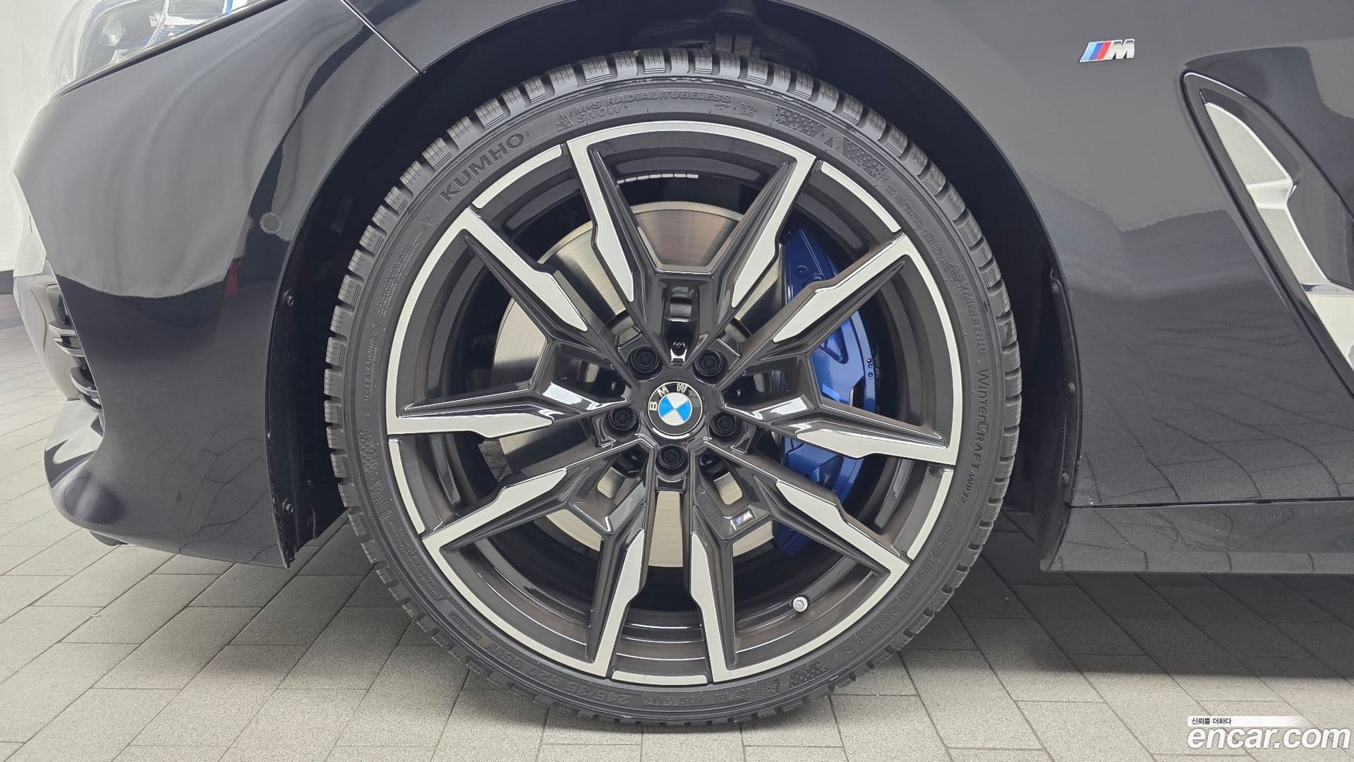 Main__Slider__Photo:8-Series BMW 2024.7-4