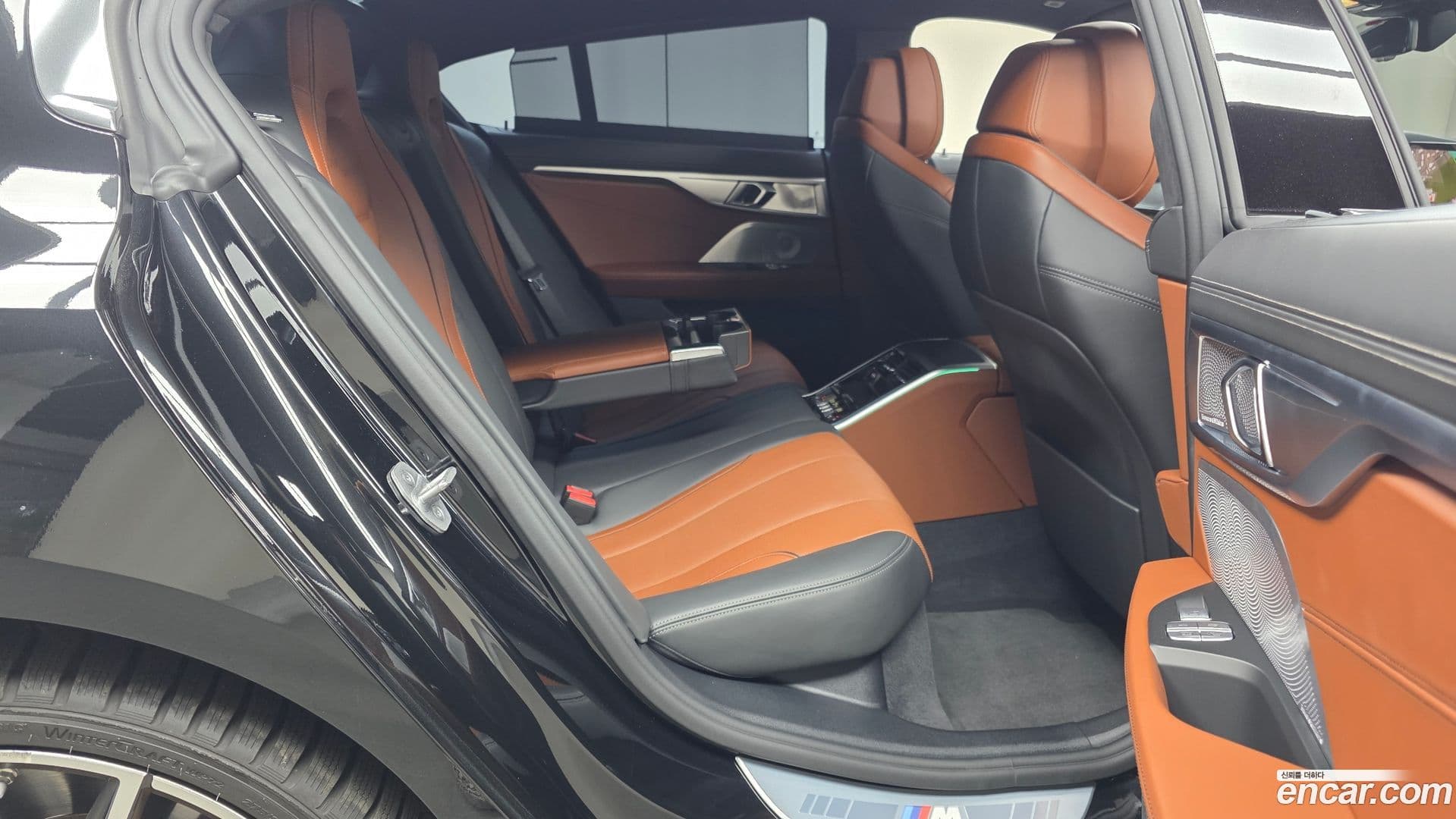 Main__Slider__Photo:8-Series BMW 2024.7-11