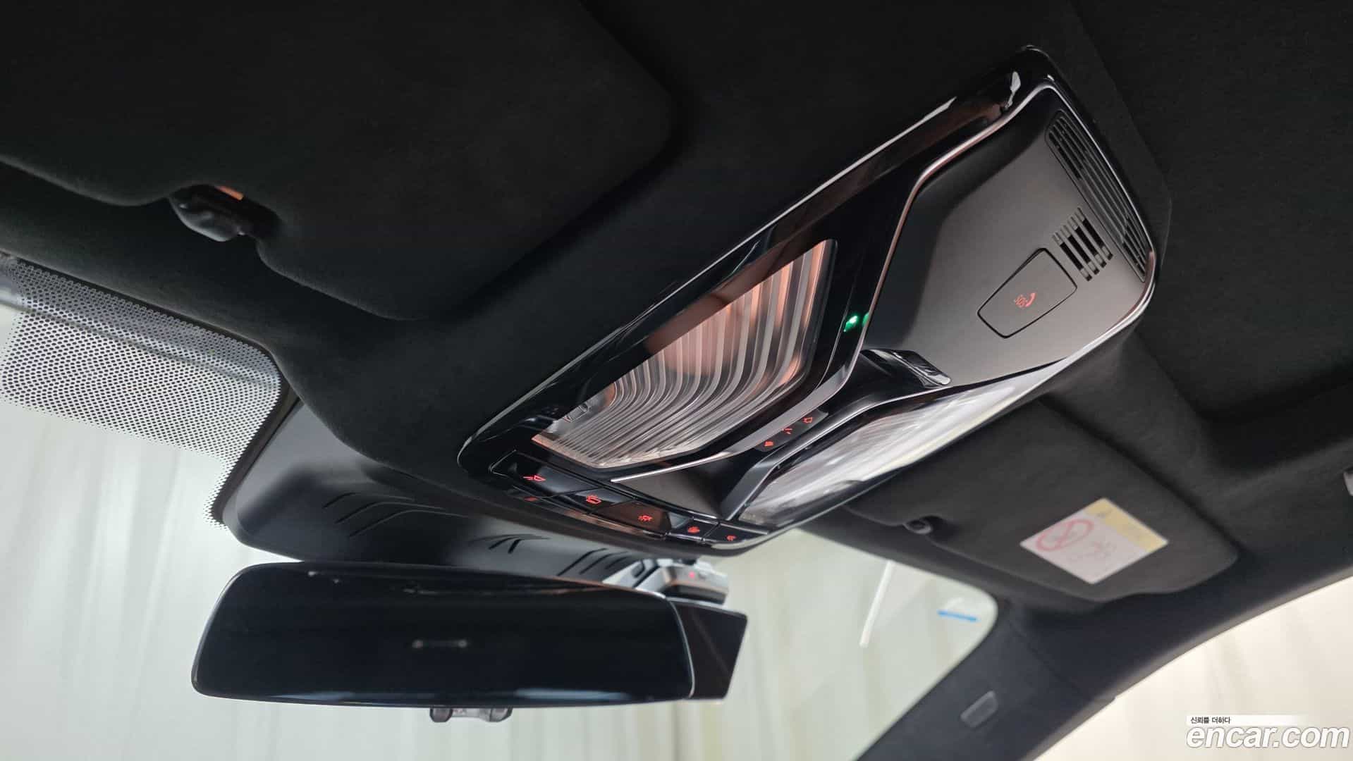 8-Series BMW 2024.7-OPTION-021