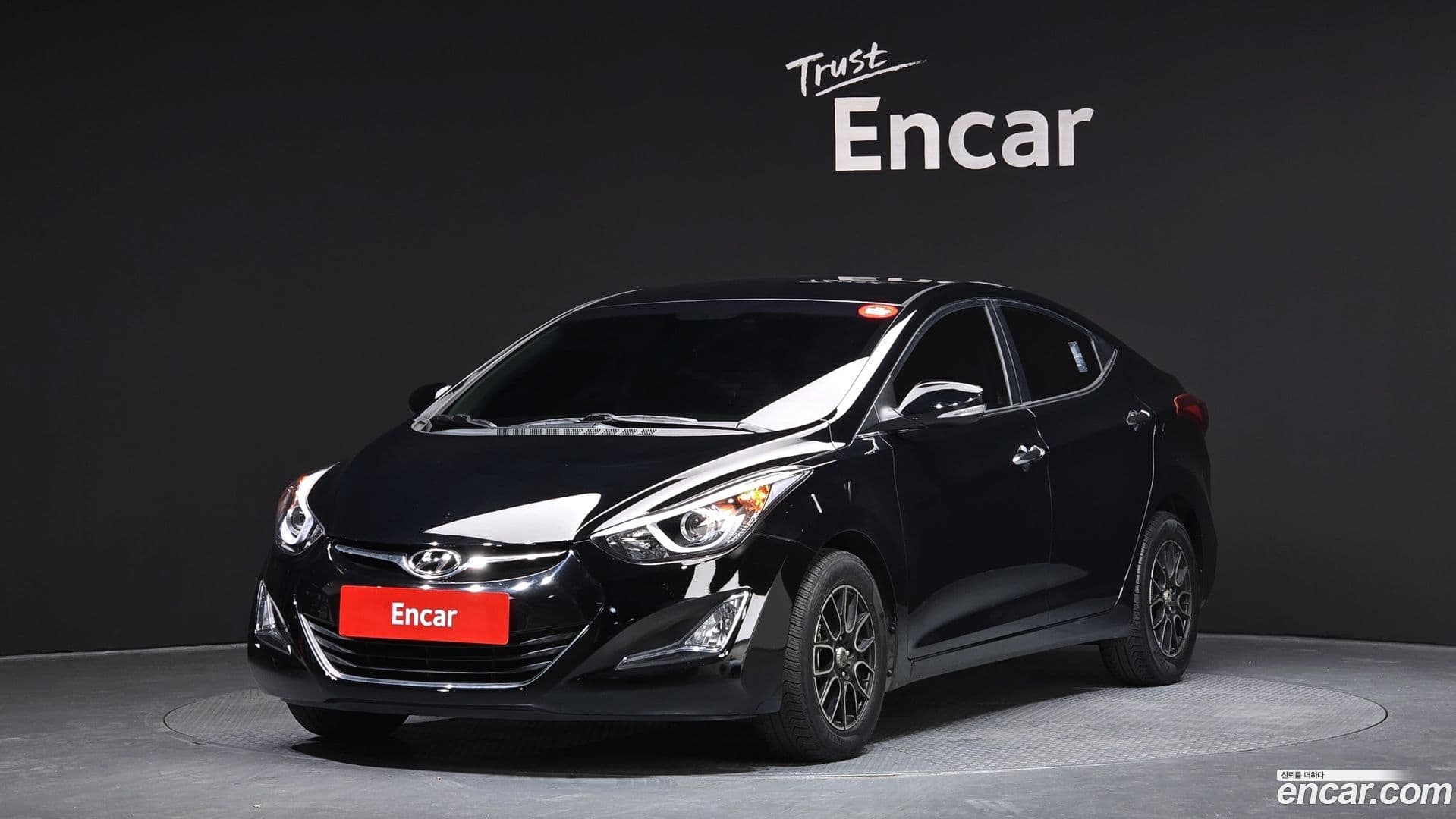 Main__Slider__Photo:AVANTE Hyundai 2014.6-0