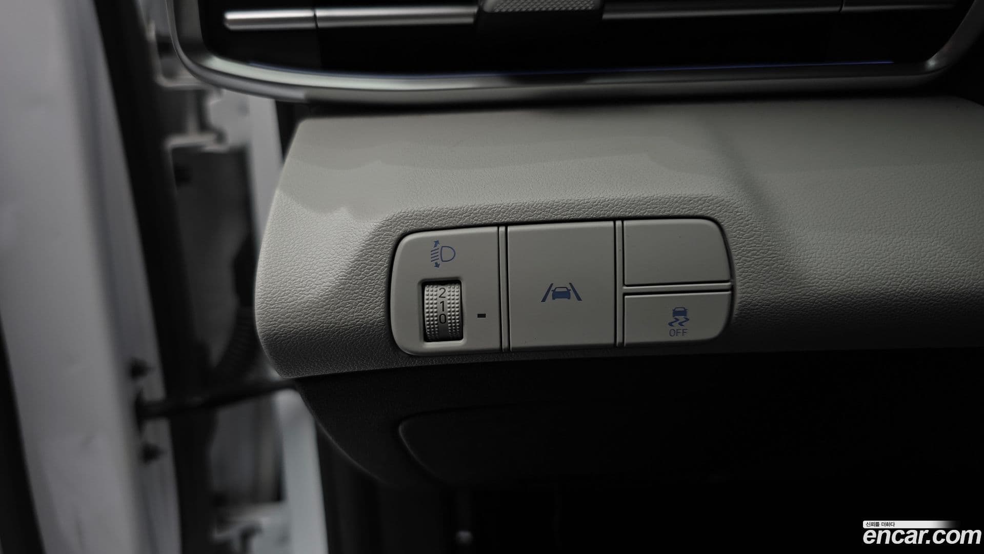 Main__Slider__Photo:AVANTE Hyundai 2022.0-16