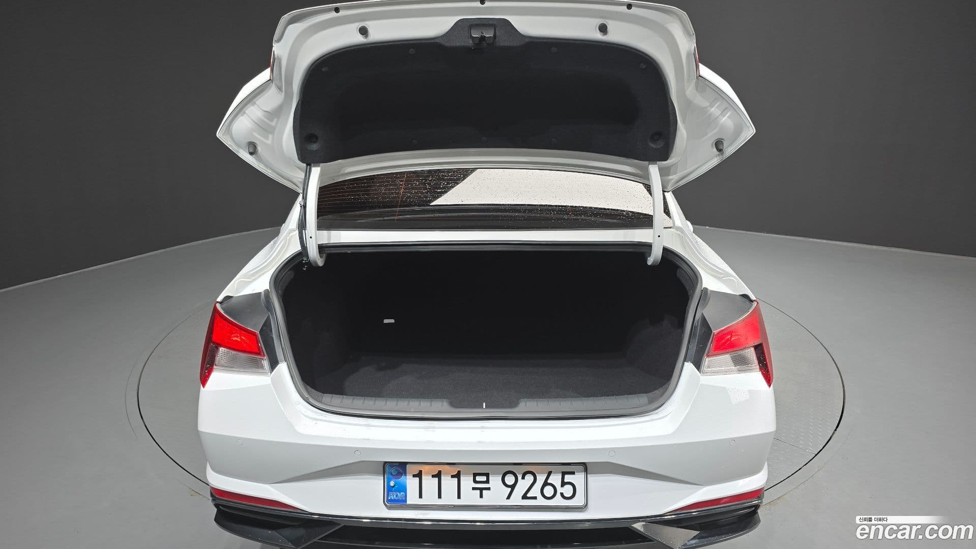 Main__Slider__Photo:AVANTE Hyundai 2022.0-19