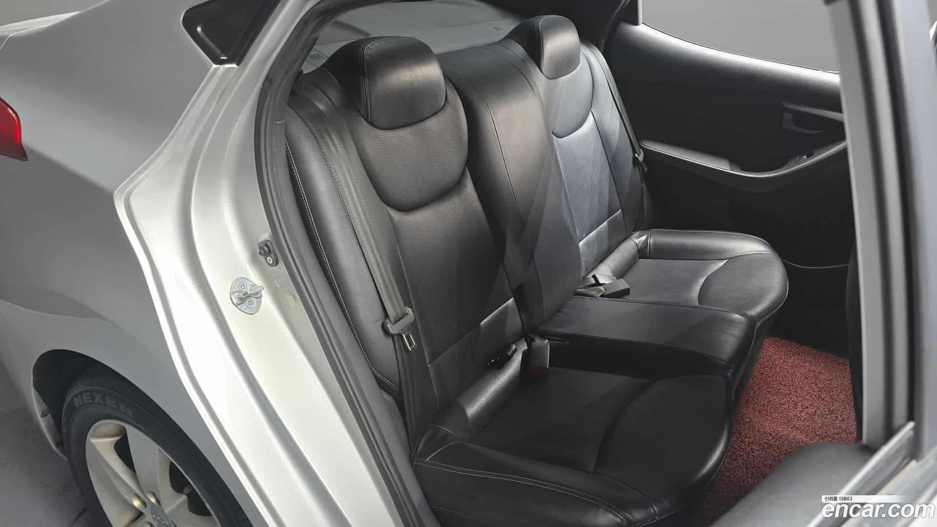 AVANTE Hyundai 2010.7-OPTION-016