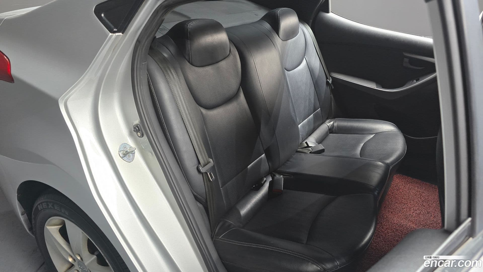 Main__Slider__Photo:AVANTE Hyundai 2010.7-11