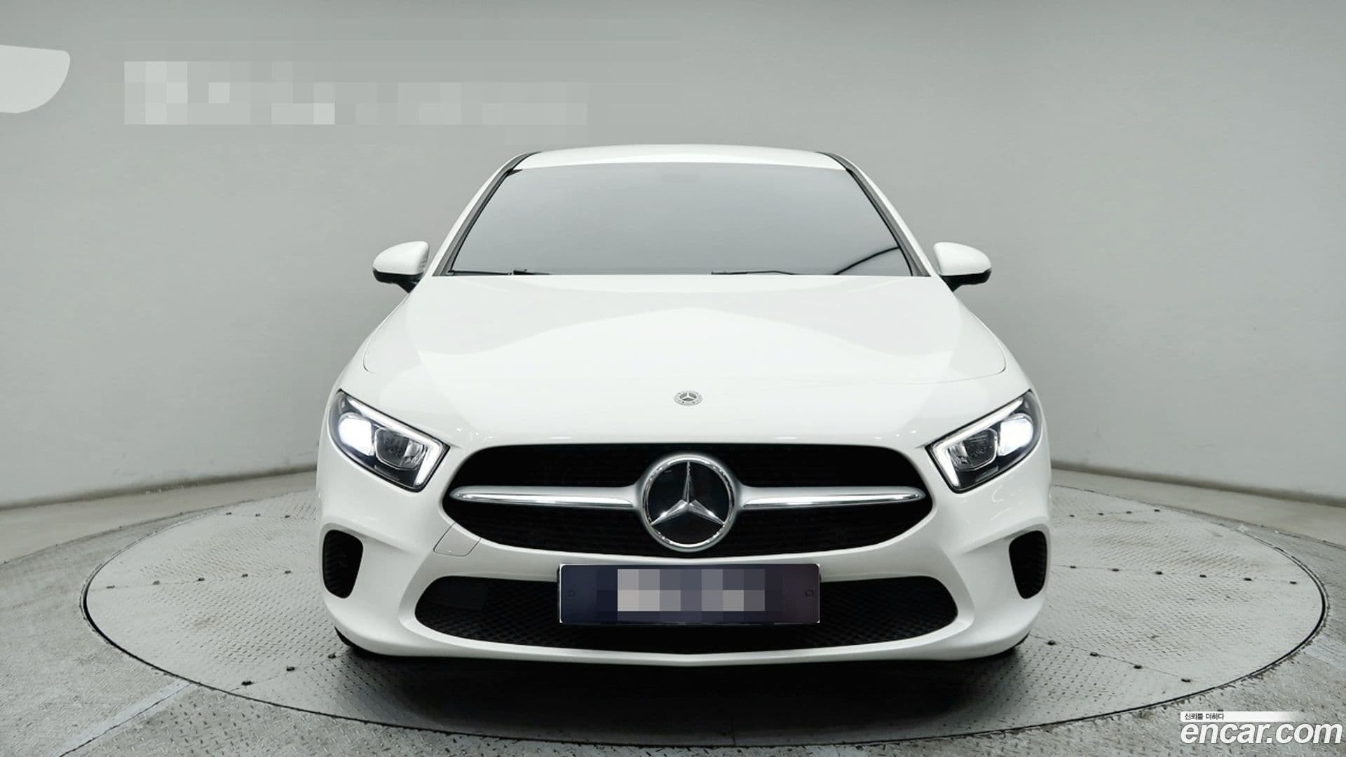 Main__Slider__Photo:A-Class Mercedes-Benz 2020.1-7
