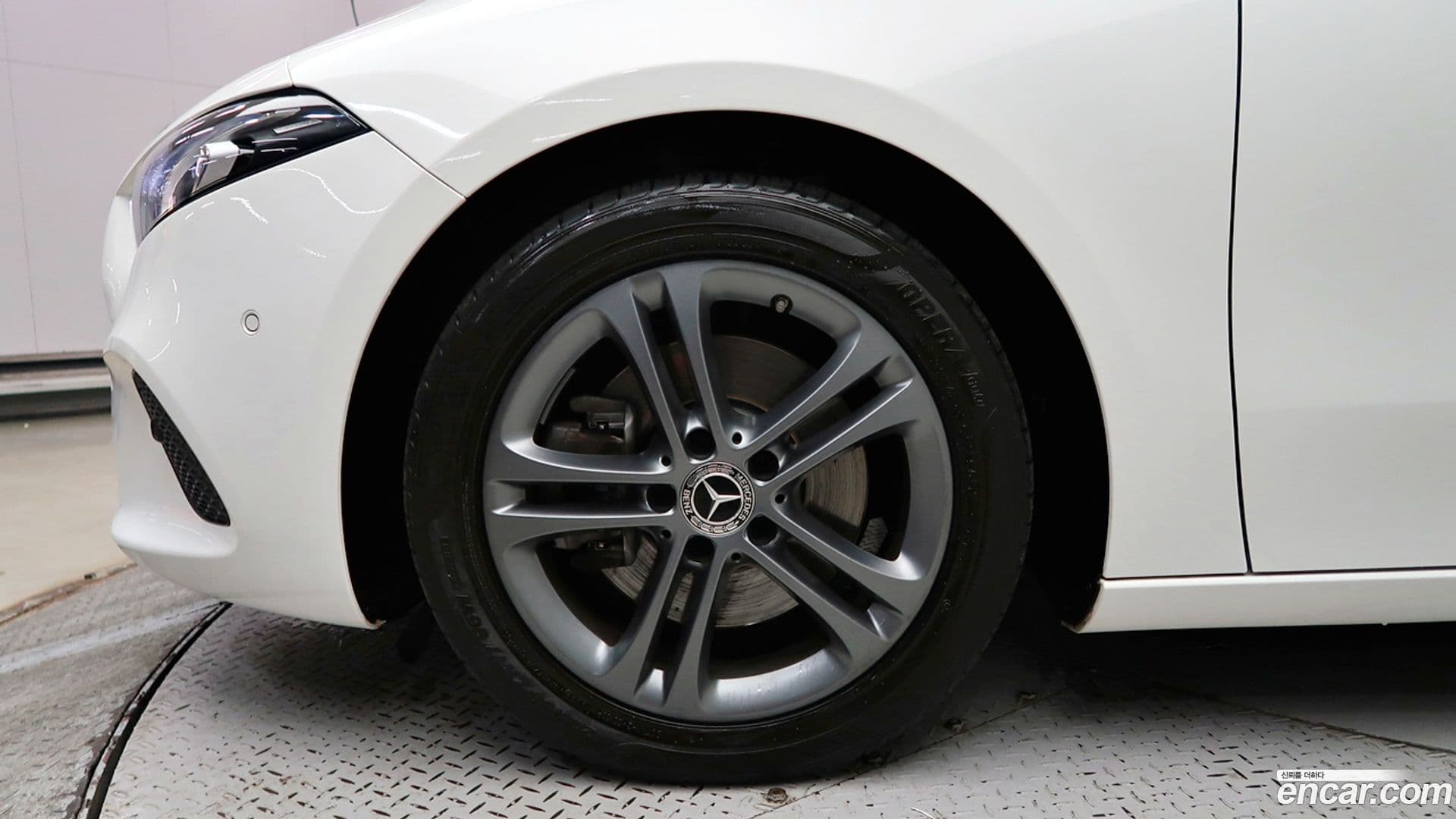 Main__Slider__Photo:A-Class Mercedes-Benz 2020.1-8