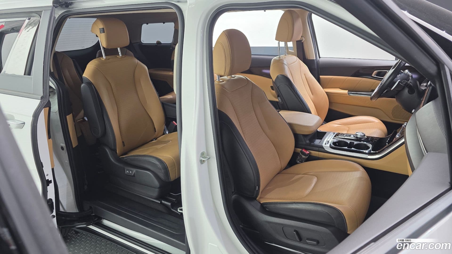 Main__Slider__Photo:Canival Kia 2022.7-11