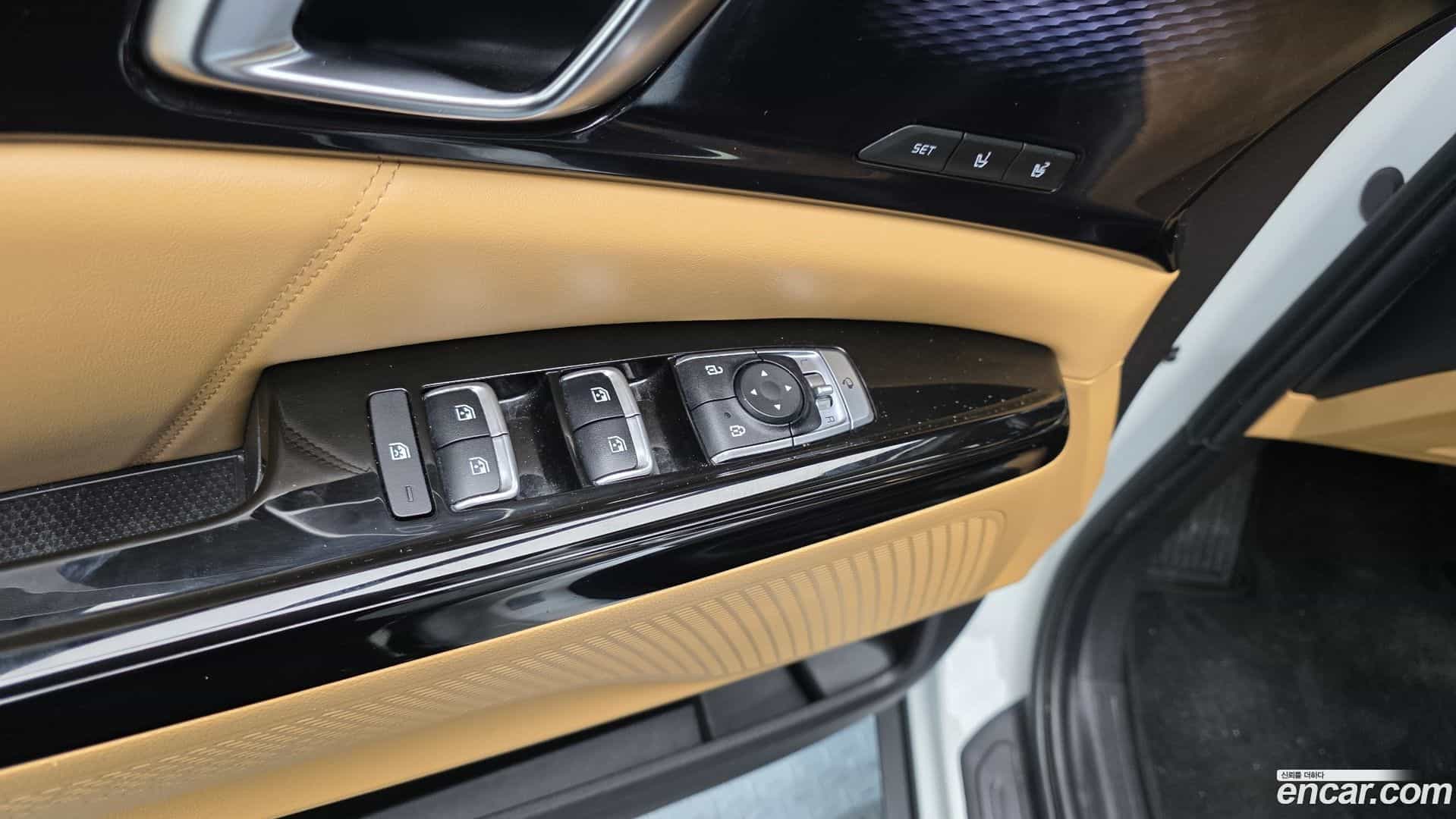 Canival Kia 2022.7-OPTION-018