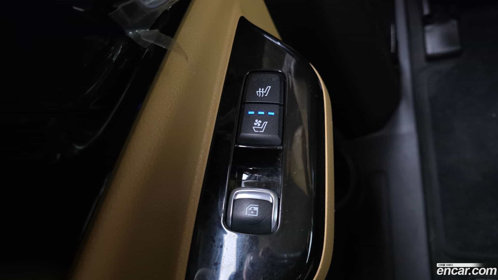 Canival Kia 2022.7-OPTION-023