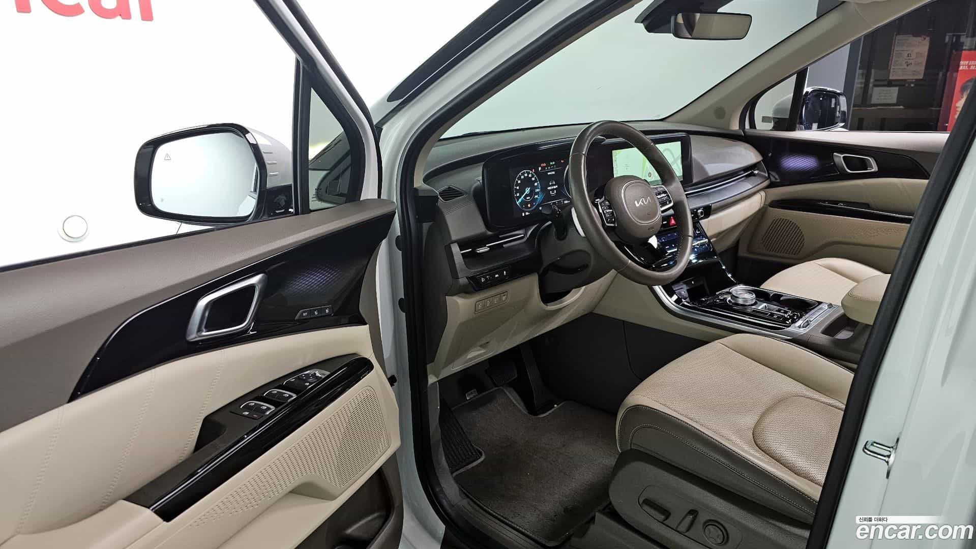 Canival Kia 2023.3-OPTION-015