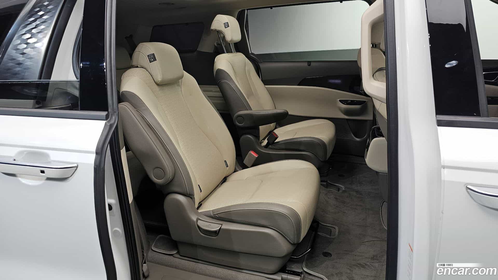 Canival Kia 2023.3-OPTION-016