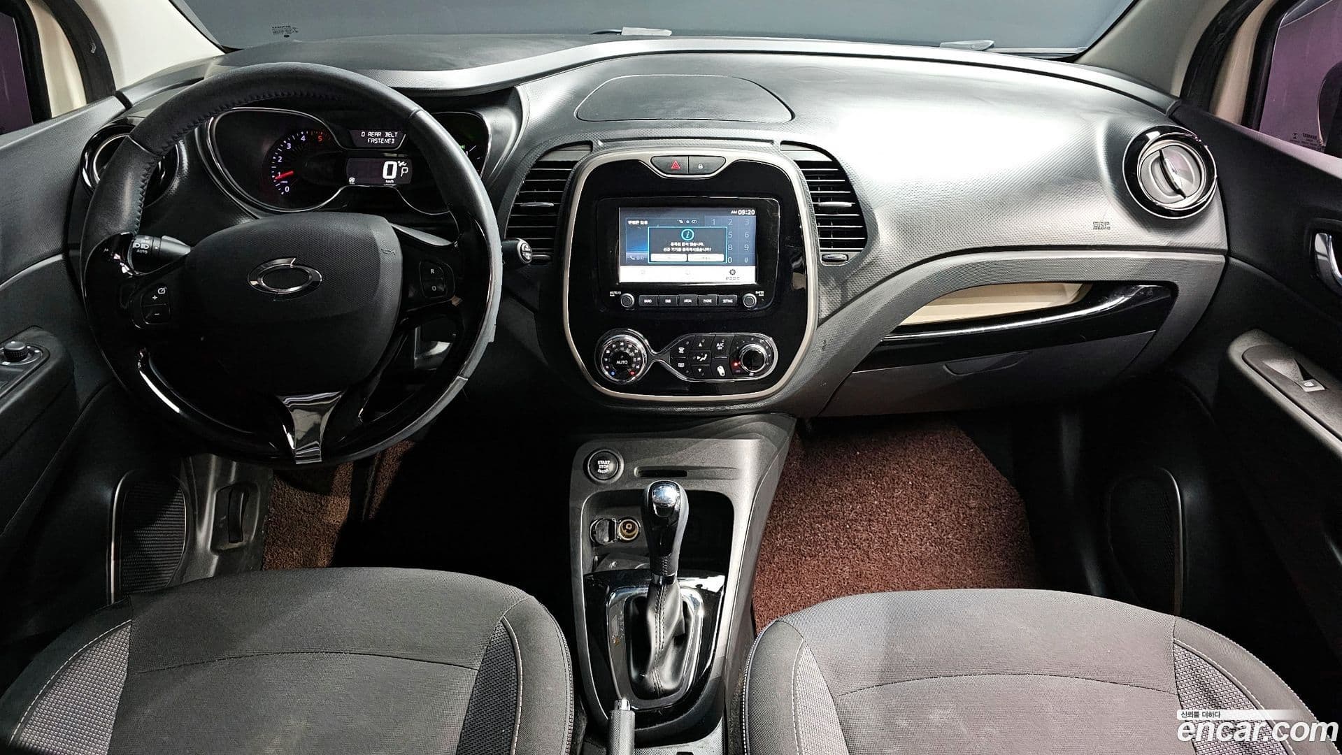 Main__Slider__Photo:QM3 Renault-KoreaSamsung 2016.5-6