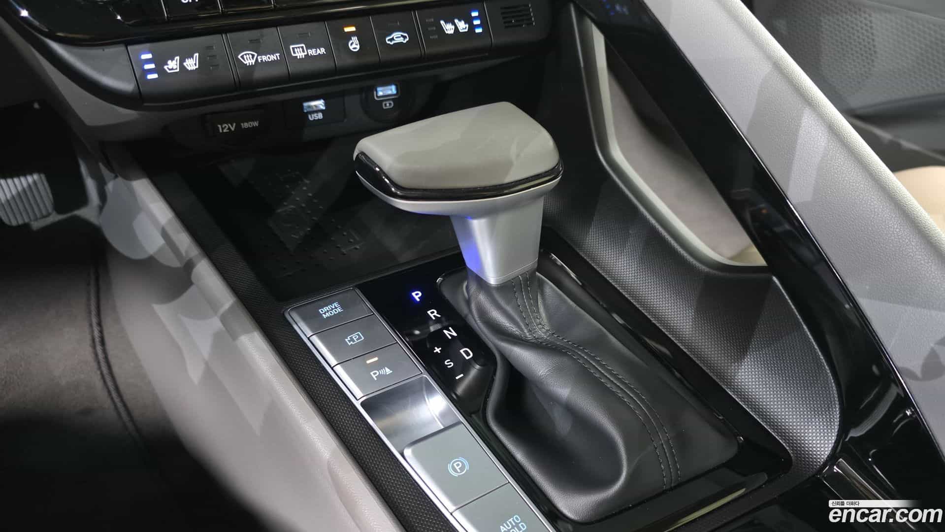 AVANTE Hyundai 2022.3-INNER-009