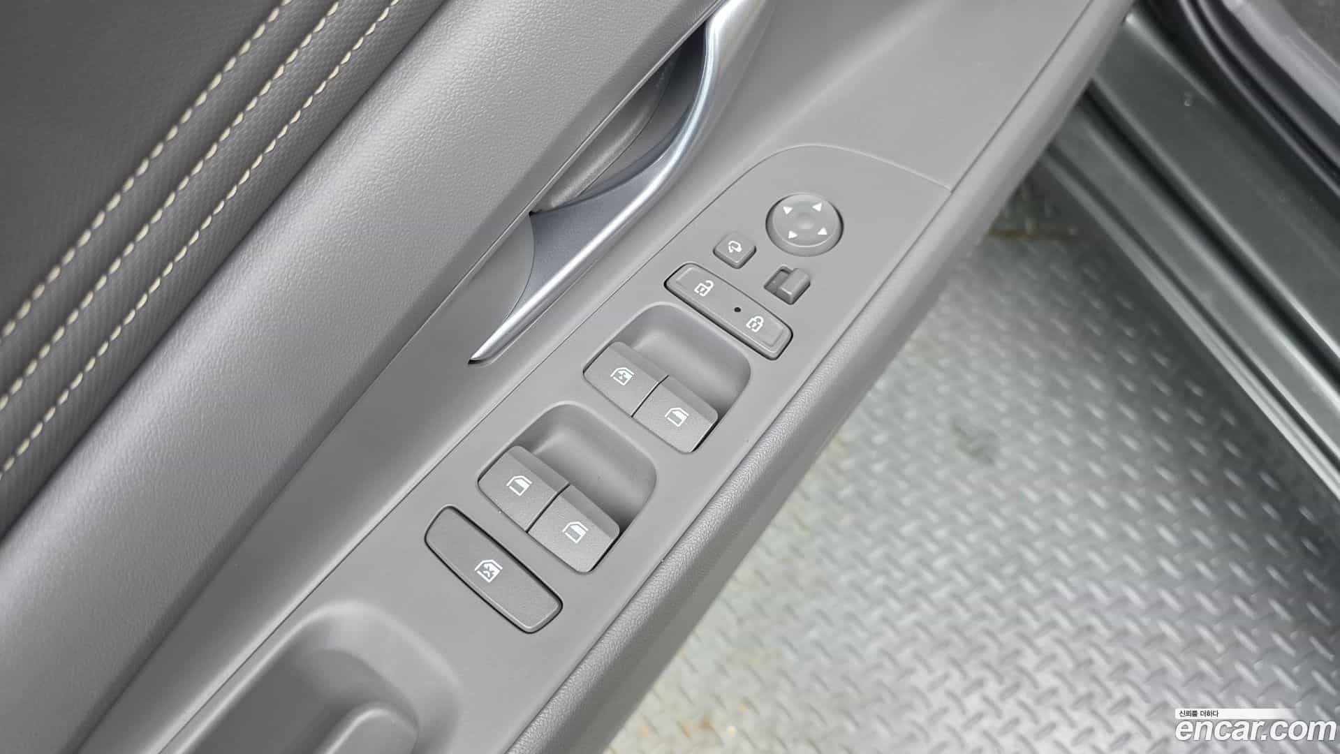 AVANTE Hyundai 2022.3-OPTION-016