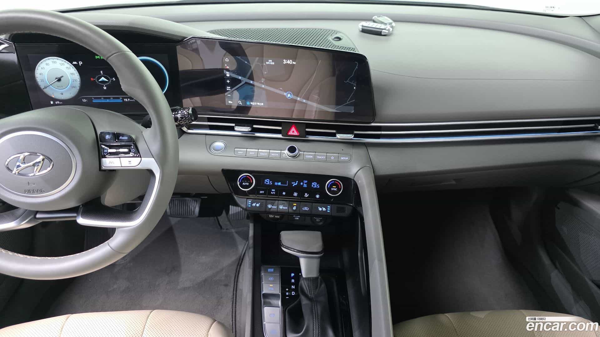 AVANTE Hyundai 2022.3-OPTION-019