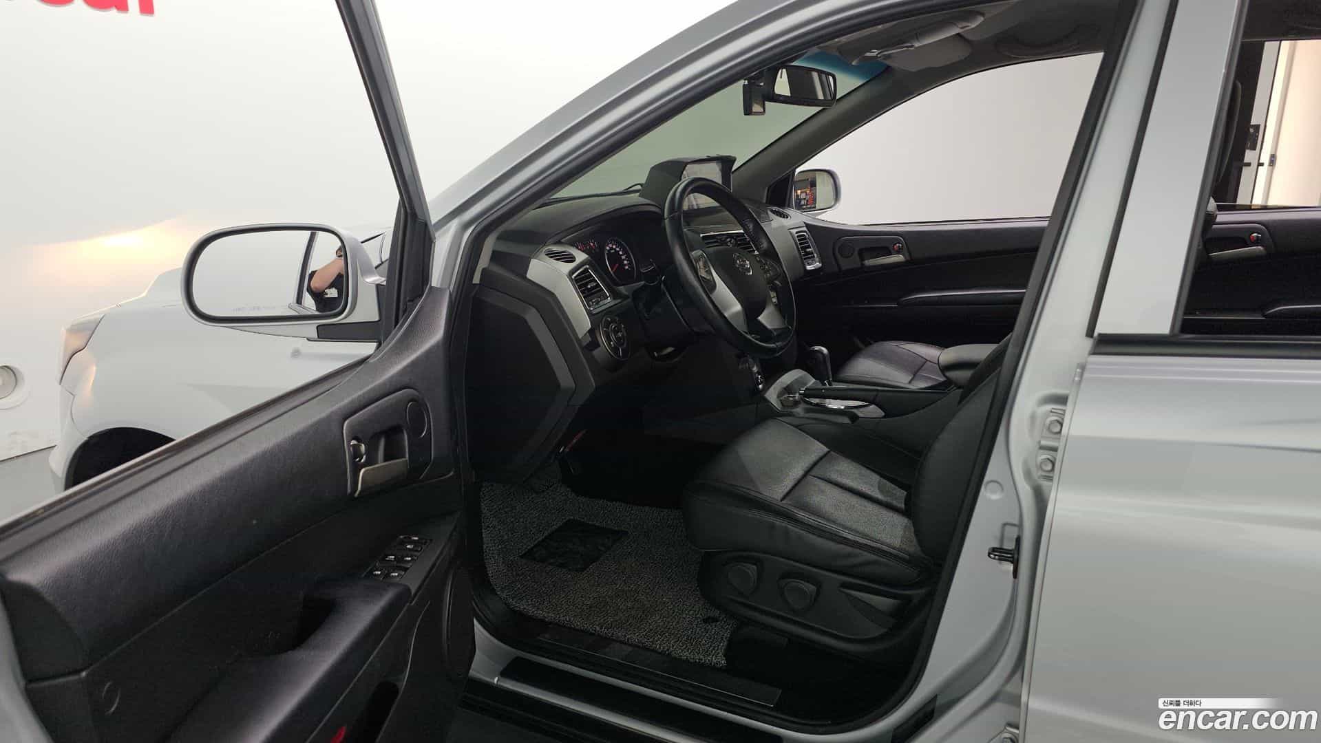 KORANDO KG_Mobility_Ssangyong 2016.8-INNER-010