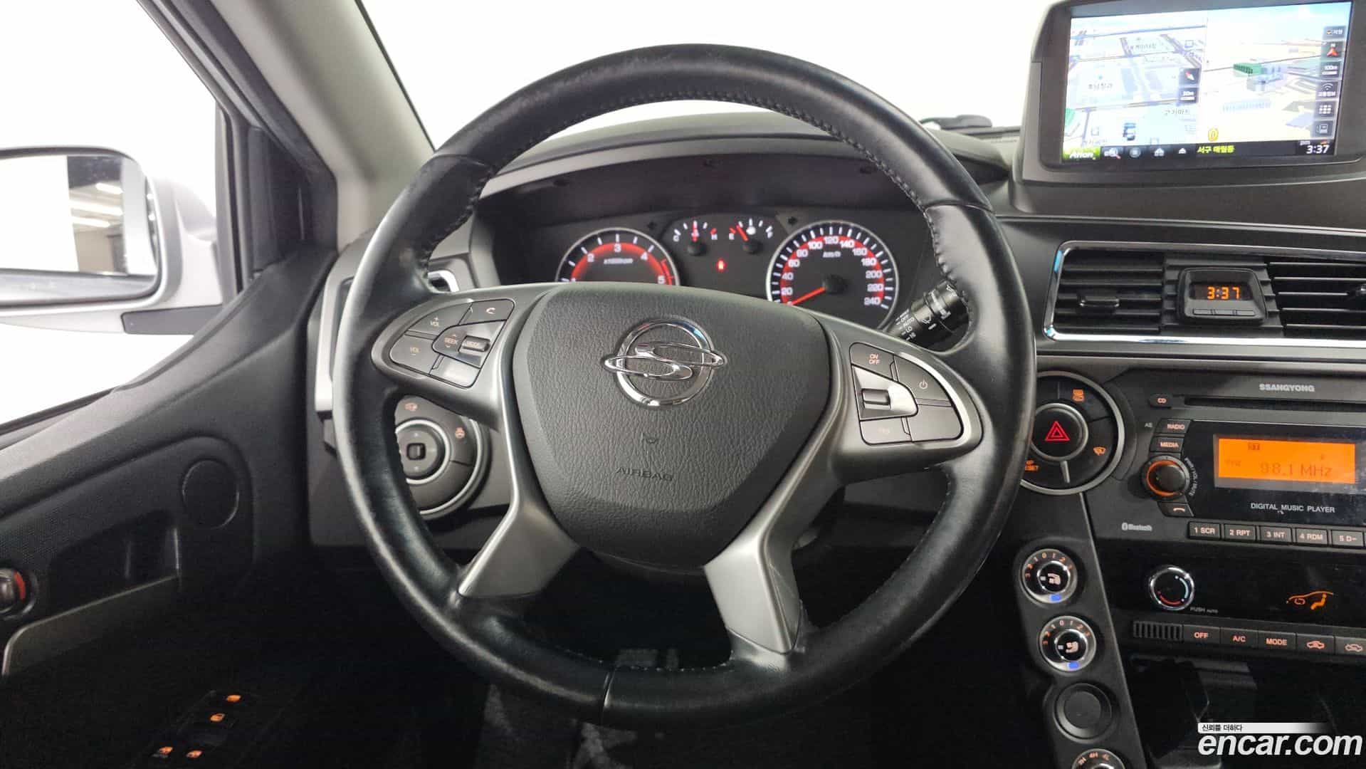 KORANDO KG_Mobility_Ssangyong 2016.8-OPTION-015