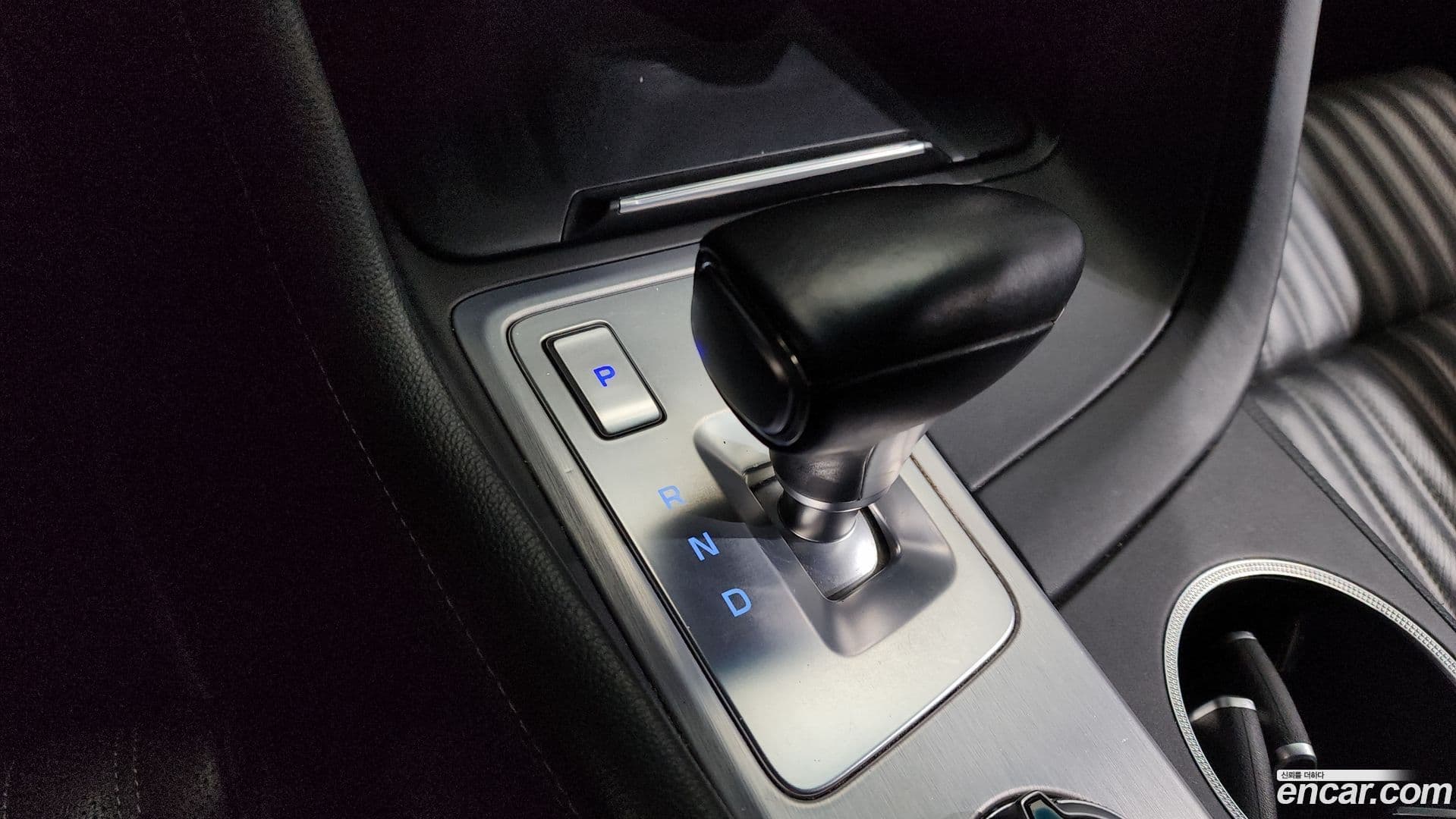 Main__Slider__Photo:G70 Genesis 2018.6-8