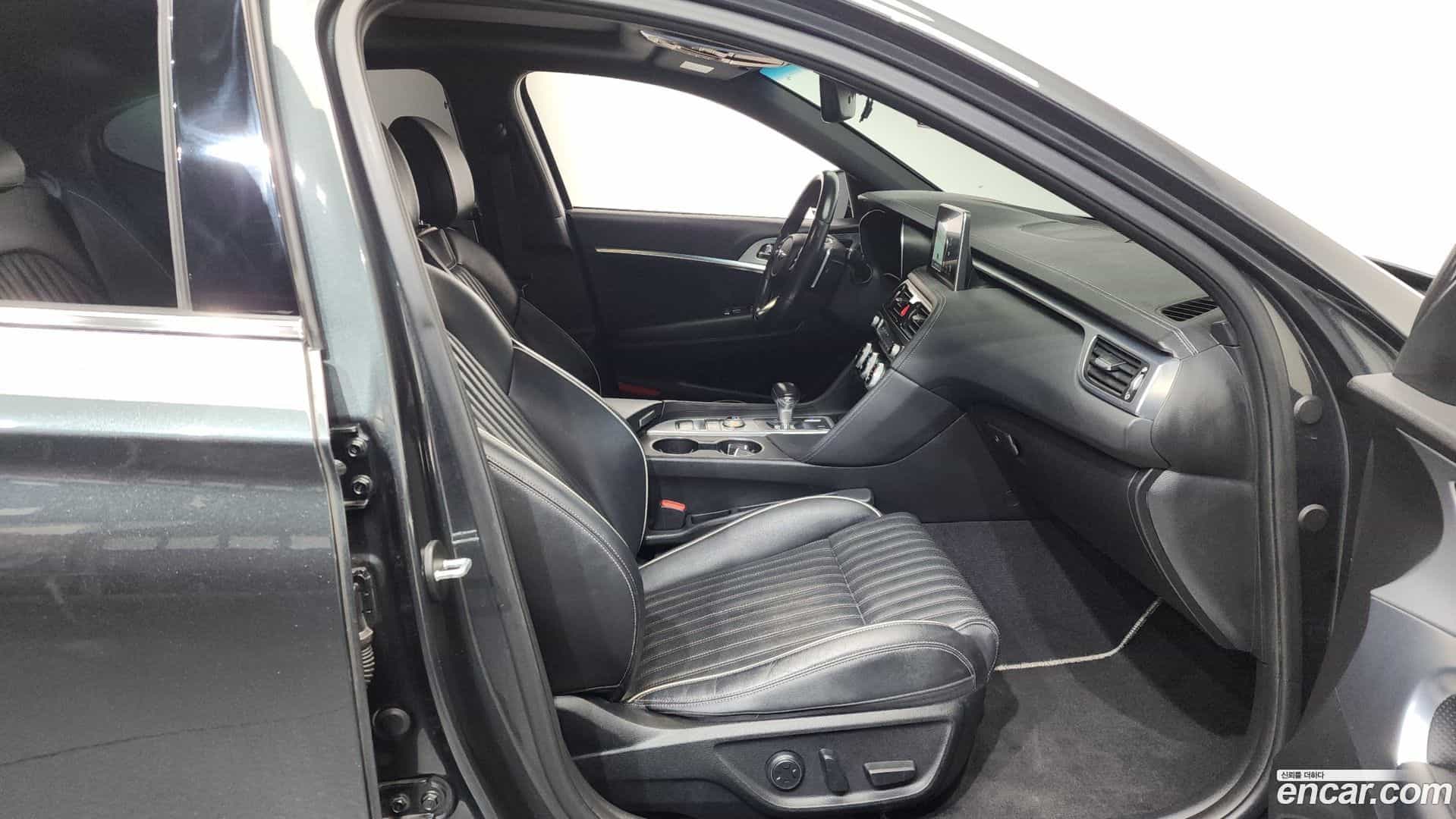 G70 Genesis 2018.6-OPTION-015