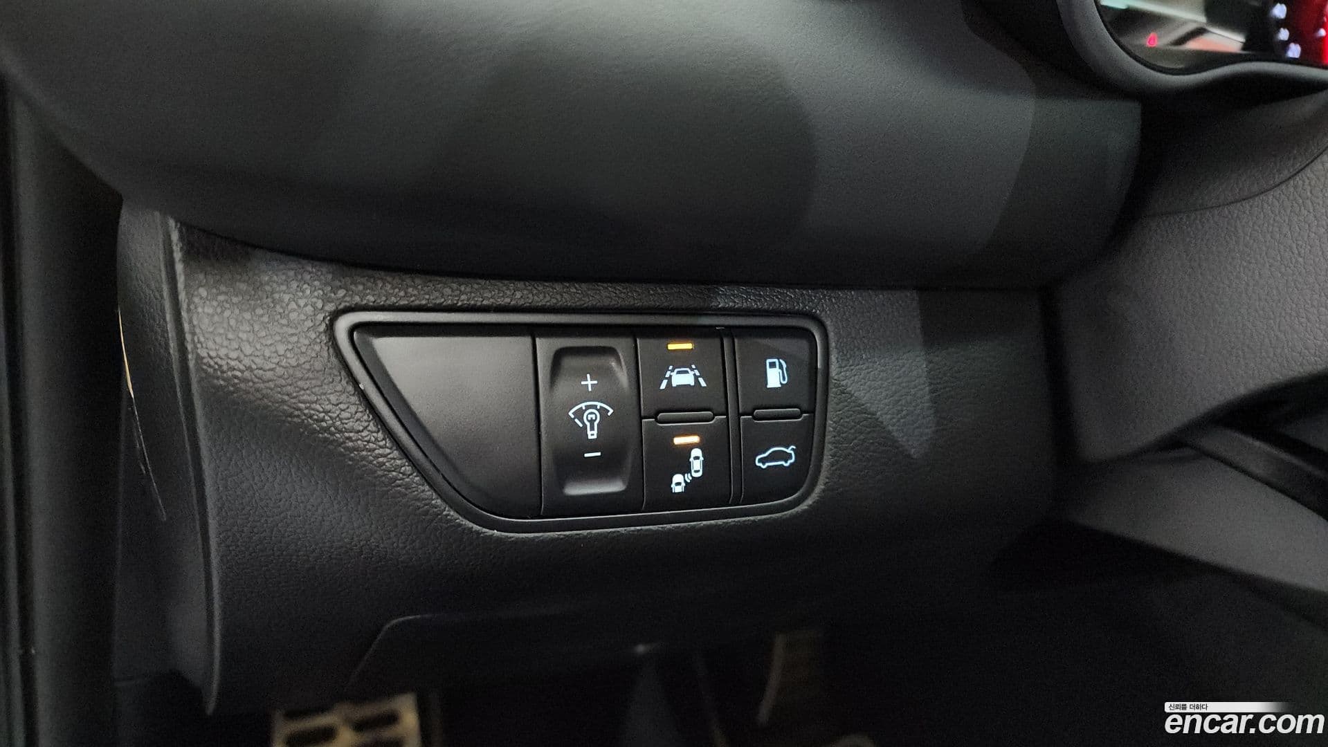 Main__Slider__Photo:G70 Genesis 2018.6-13