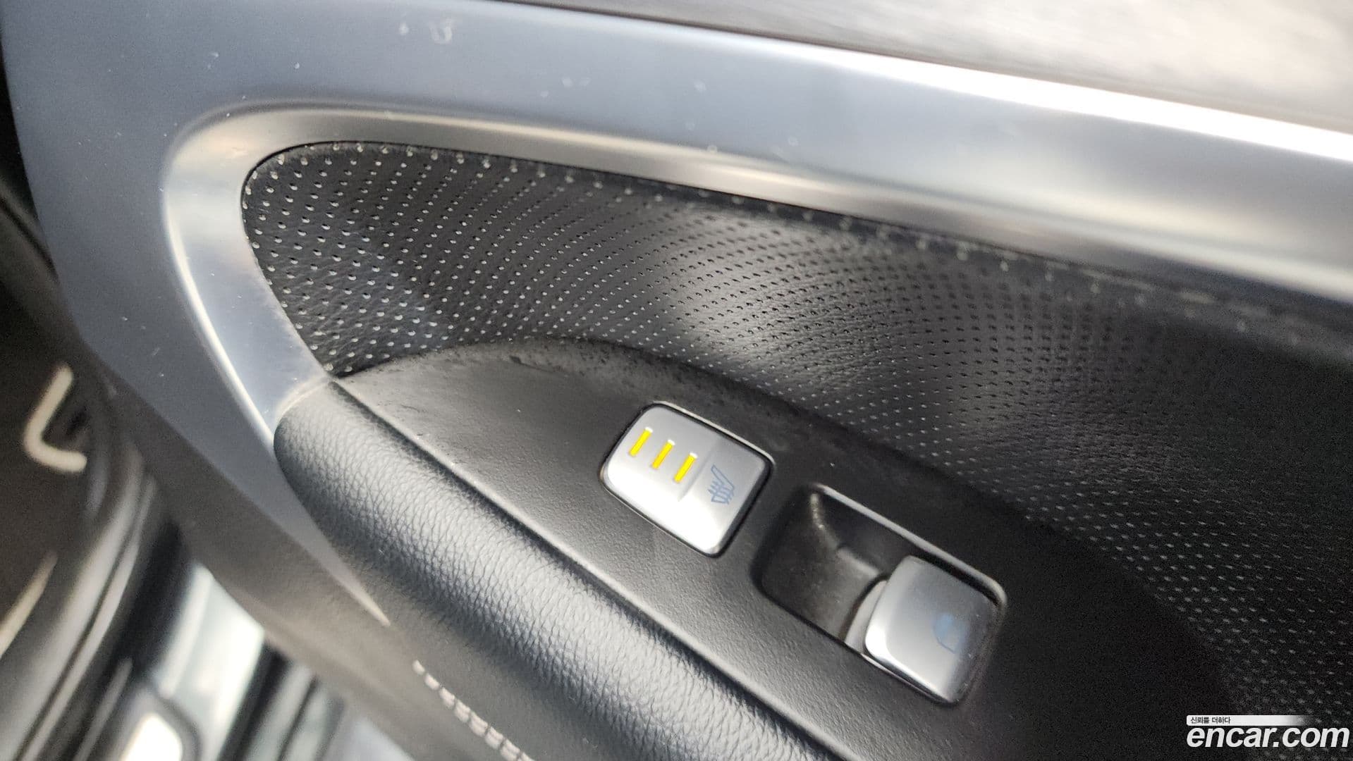 Main__Slider__Photo:G70 Genesis 2018.6-18