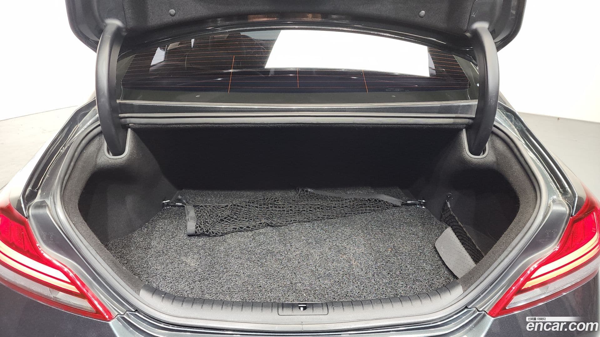 Main__Slider__Photo:G70 Genesis 2018.6-19