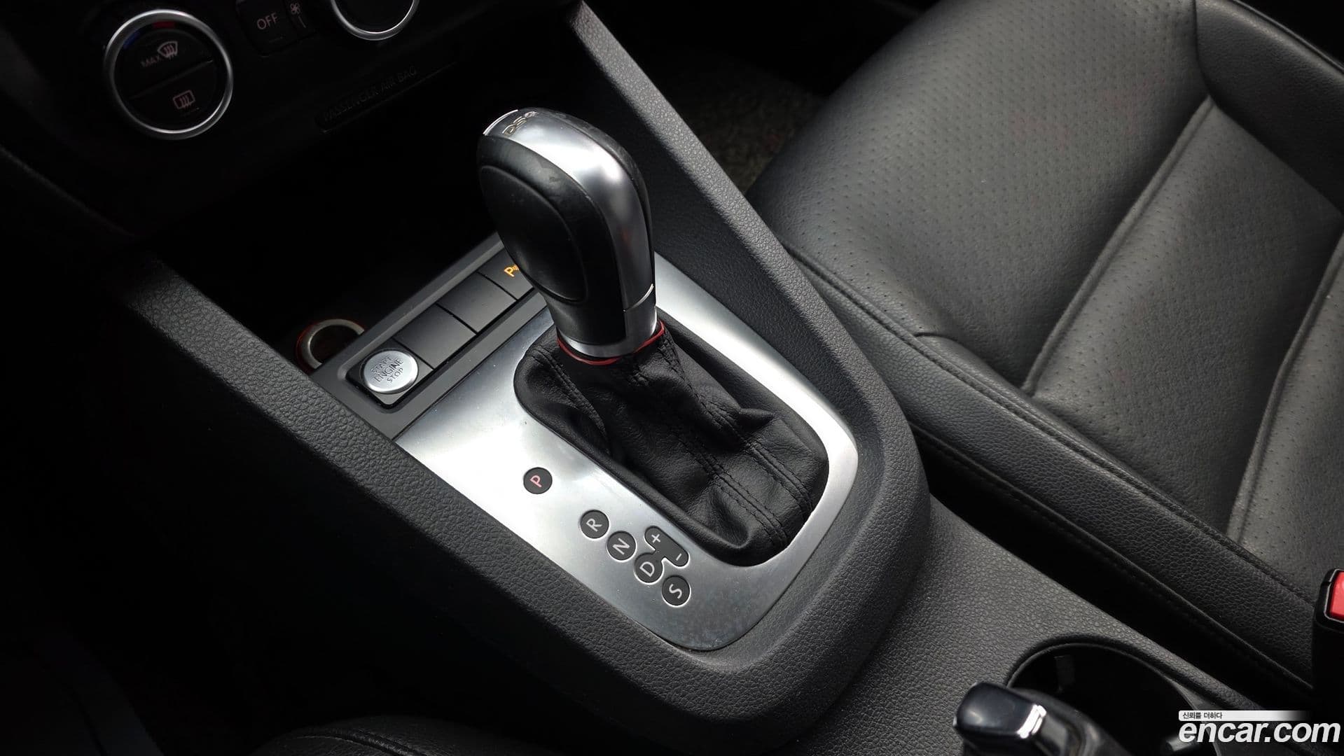 Main__Slider__Photo:Jetta Volkswagen 2014.6-8
