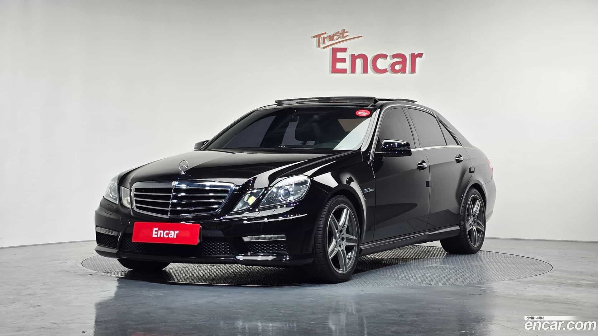 E-Class Mercedes-Benz 2009.11-OUTER-001