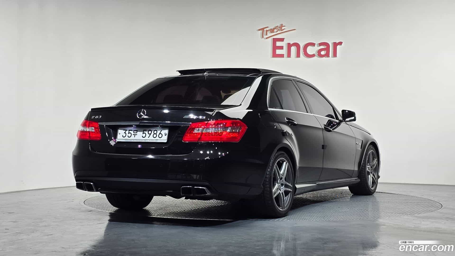 E-Class Mercedes-Benz 2009.11-OUTER-002