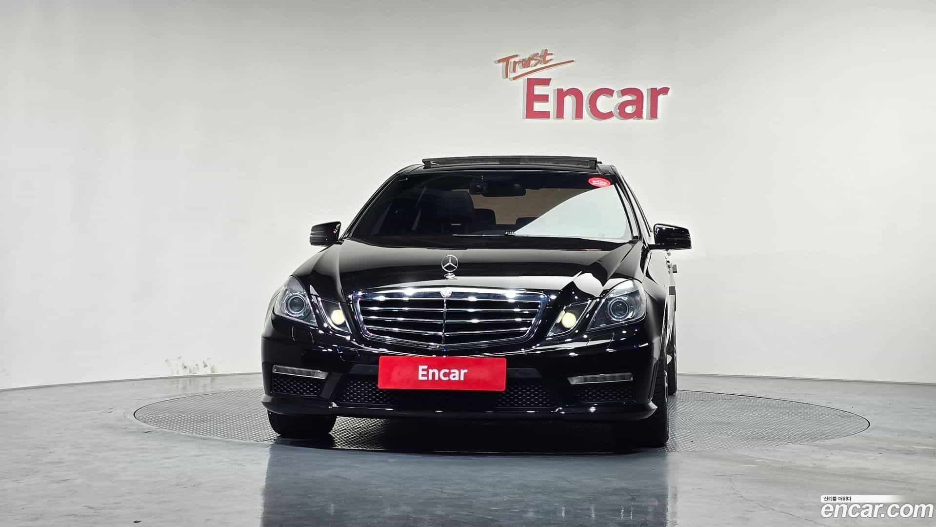 E-Class Mercedes-Benz 2009.11-OUTER-003