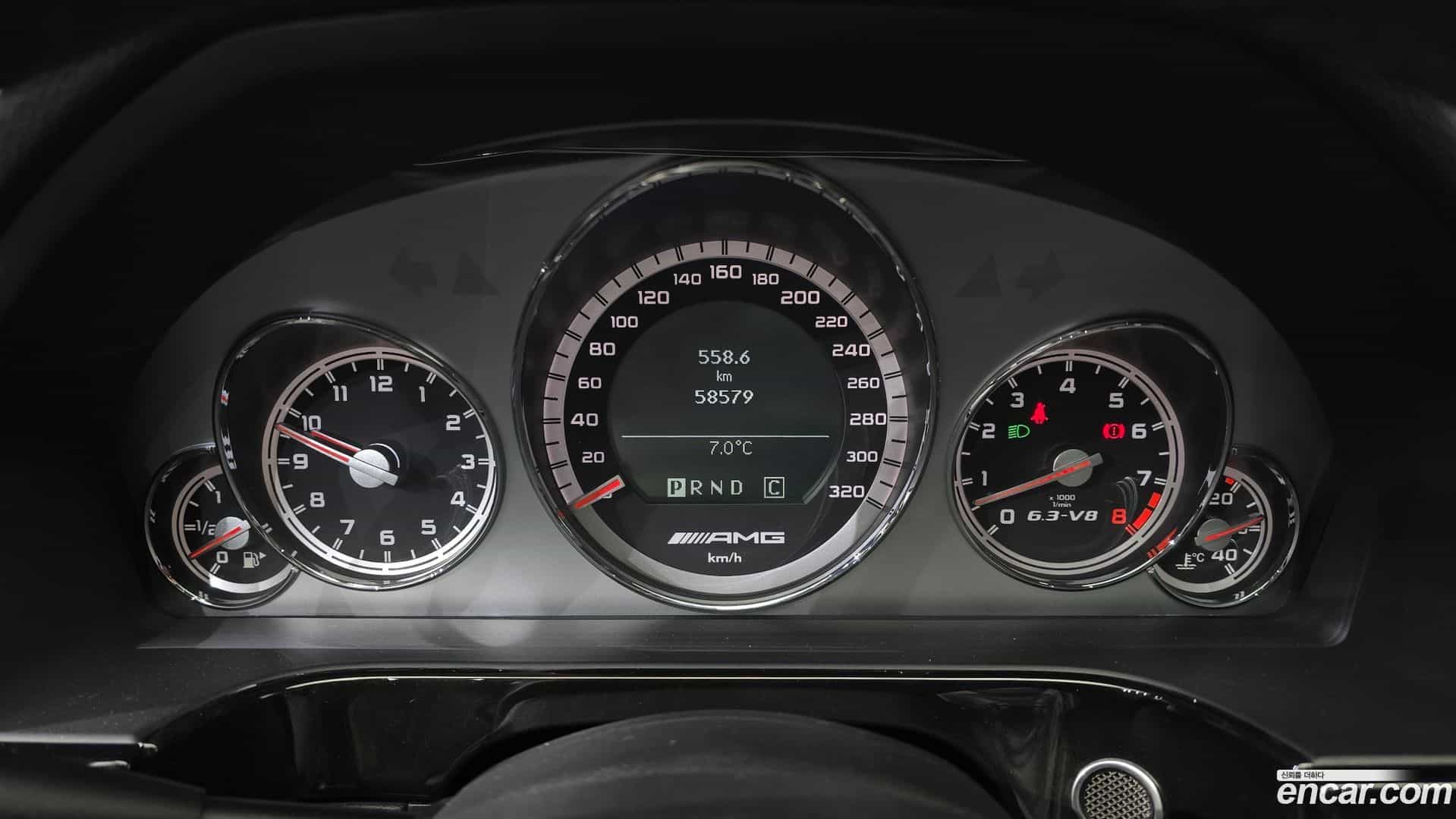 E-Class Mercedes-Benz 2009.11-INNER-008