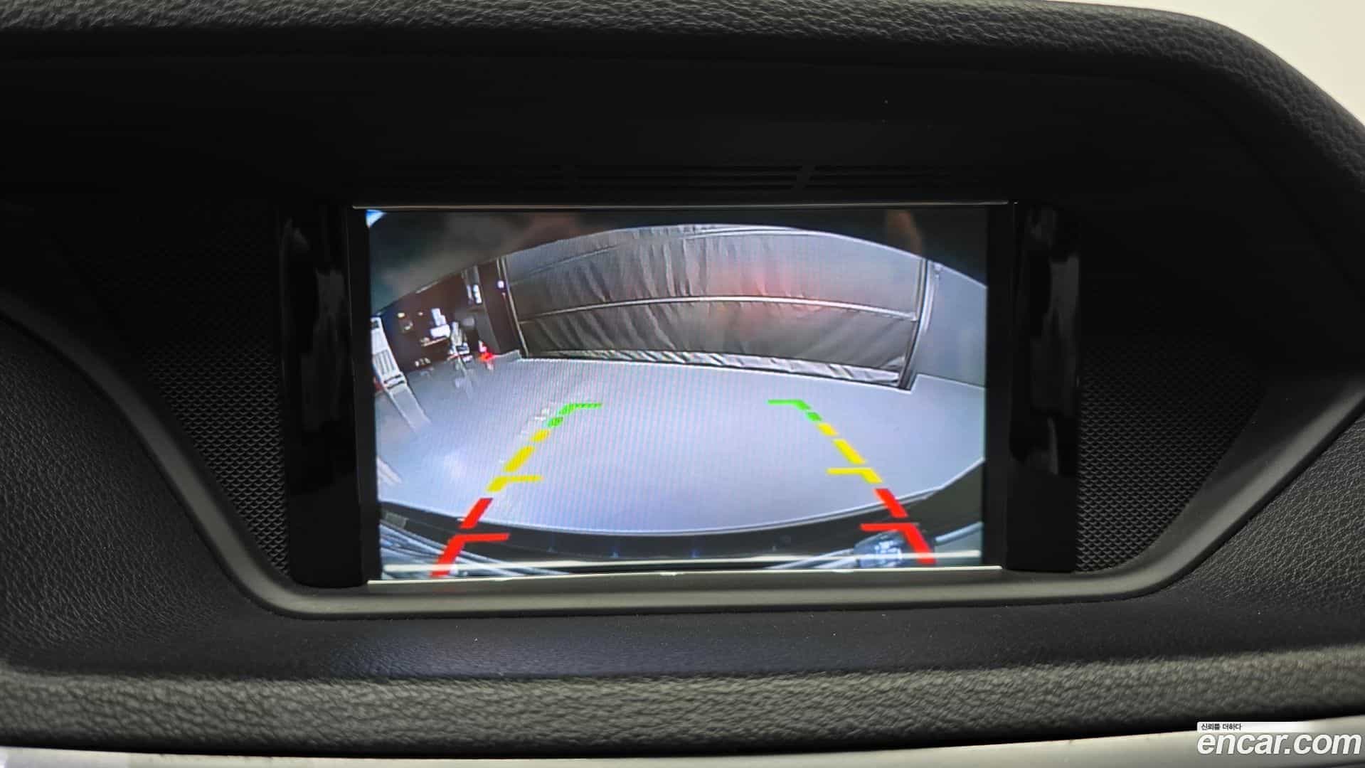 E-Class Mercedes-Benz 2009.11-OPTION-019