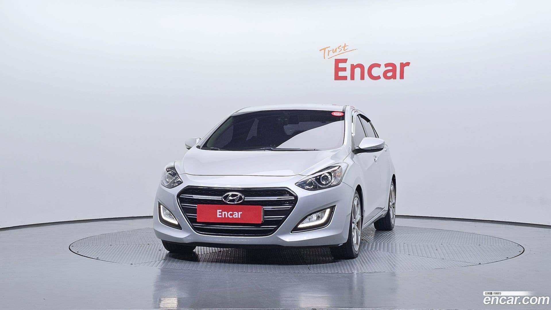 Main__Slider__Photo:i30 Hyundai 2013.4-2