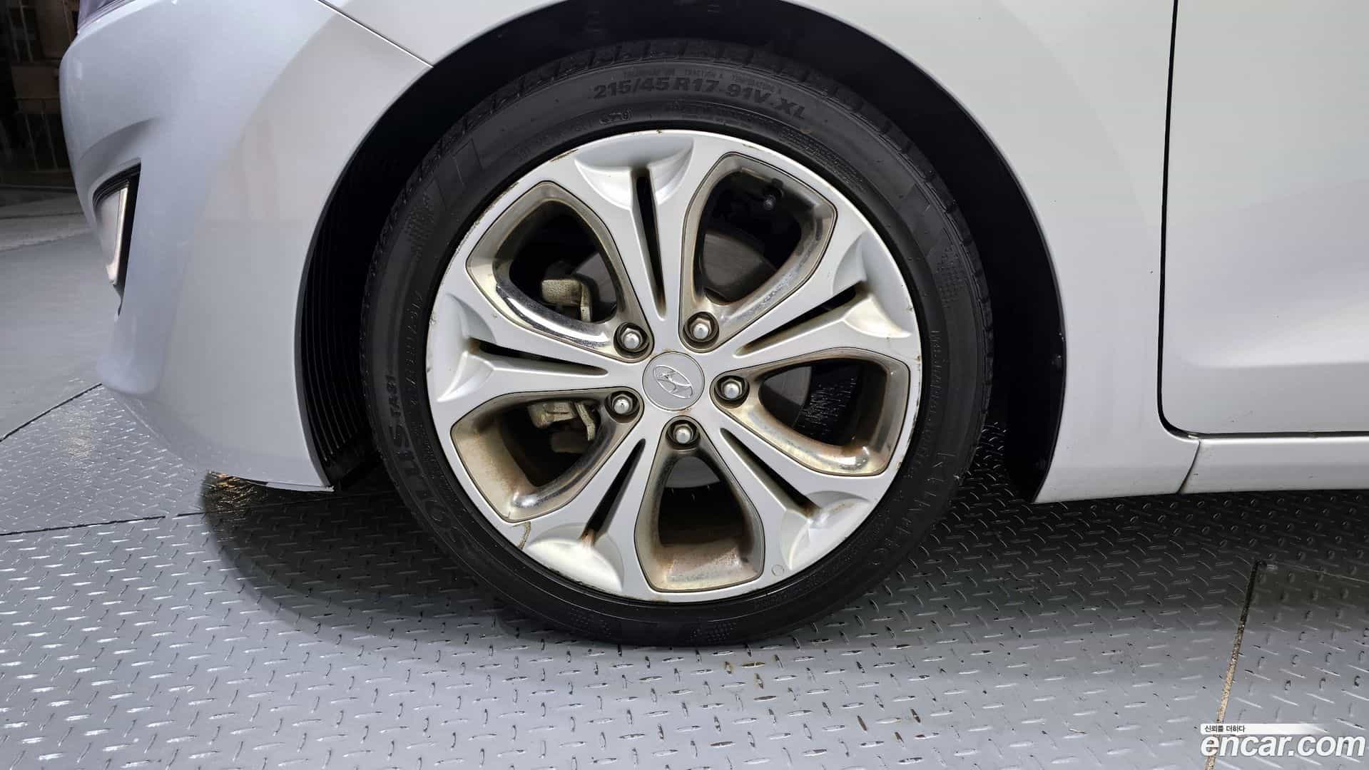 i30 Hyundai 2013.4-OUTER-005