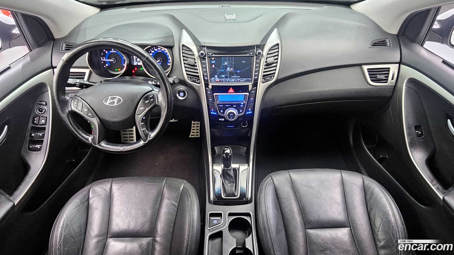 i30 Hyundai 2013.4-INNER-007
