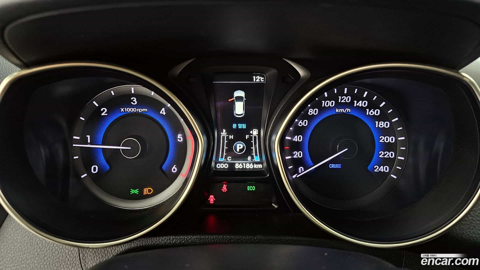 i30 Hyundai 2013.4-INNER-008