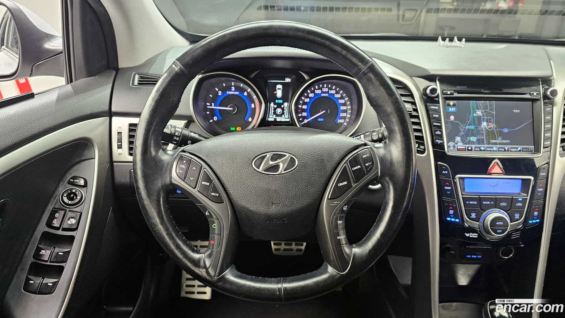 i30 Hyundai 2013.4-OPTION-018