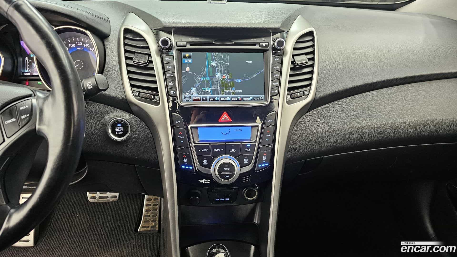 i30 Hyundai 2013.4-OPTION-019