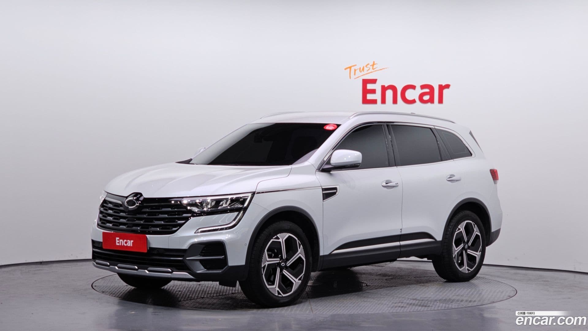 Main__Slider__Photo:QM6 Renault-KoreaSamsung 2023.3-0