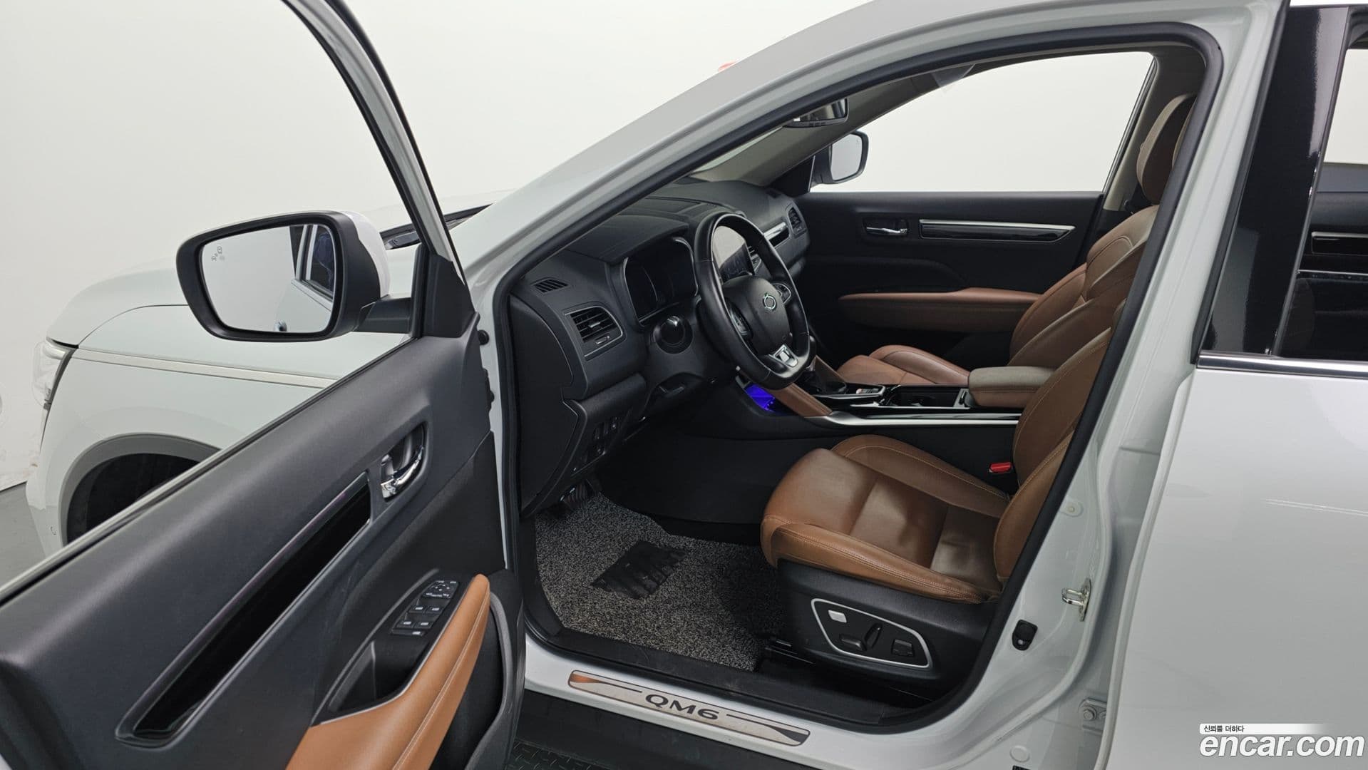 Main__Slider__Photo:QM6 Renault-KoreaSamsung 2023.3-9